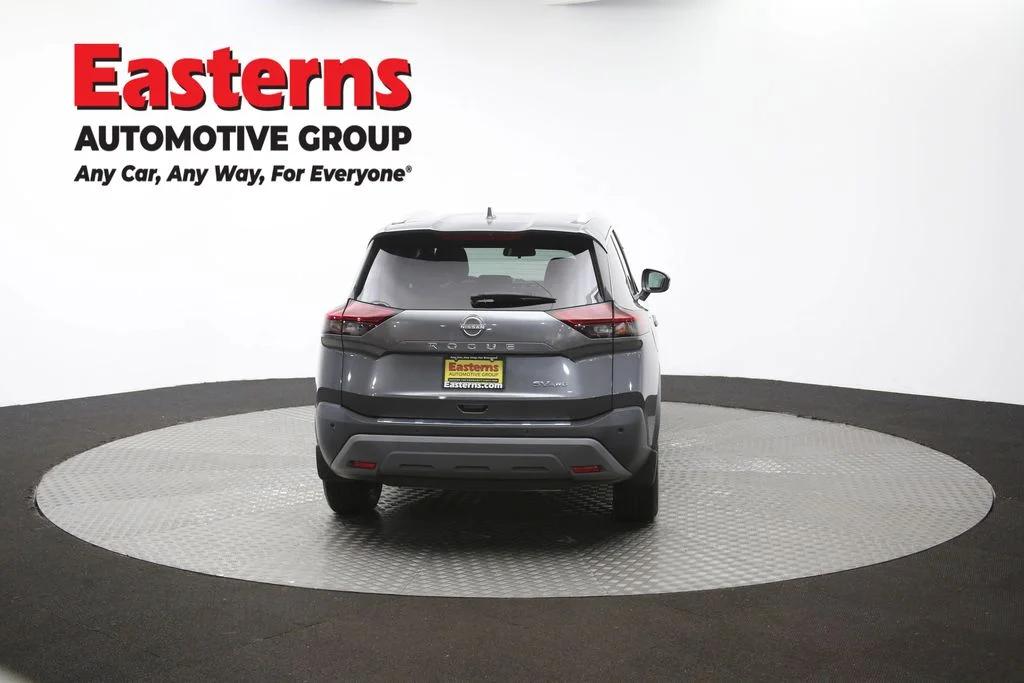 Used 2023 Gray Nissan SV image 38