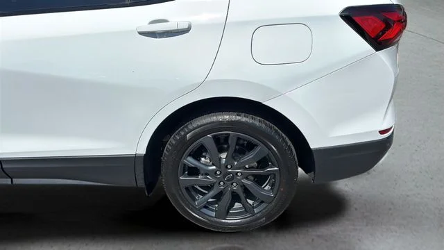 Used 2024 White Chevrolet RS image 35