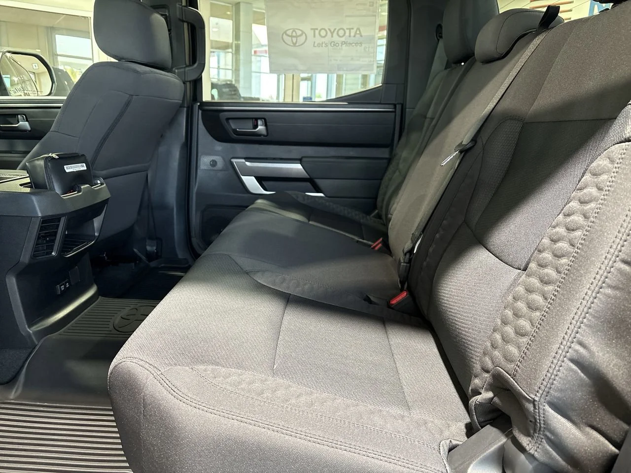 2026 Toyota Tundra SR5 - Photo 23