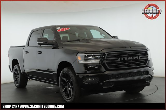 2023 Ram 1500 Laramie 4x4 Crew Cab 5'7 Box