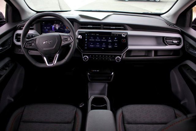 2027 Chevrolet Bolt RS - Photo 16