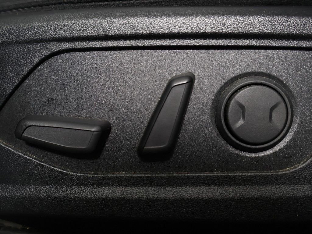 Certified Used 2024 Black Hyundai SEL image 31