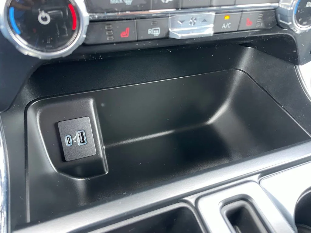 Used 2023 Black Ford XLT image 14