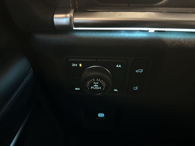 New 2026 Agate Black Metallic Ford Tremor® image 35