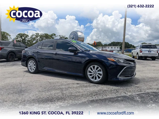 2022 Toyota Camry LE