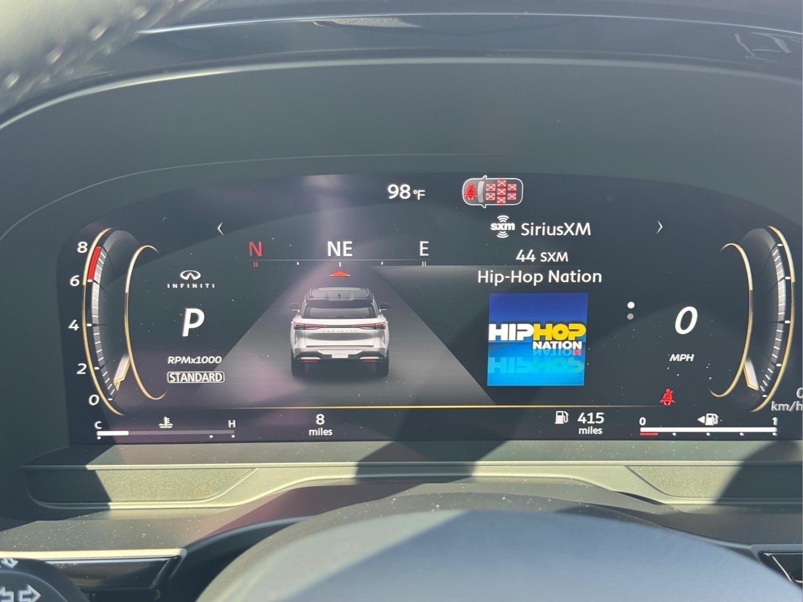 New 2027 DEEP EMERALD INFINITI Luxe FWD image 25