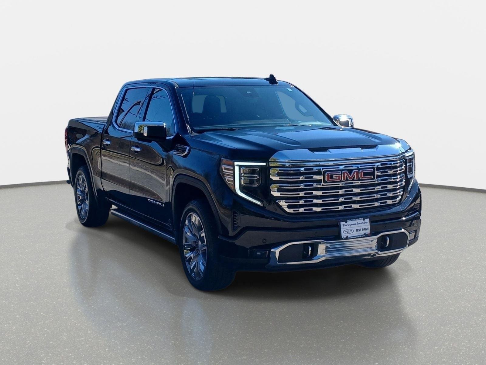 Used 2024 Onyx Black GMC Denali CarbonPro Edition image 4