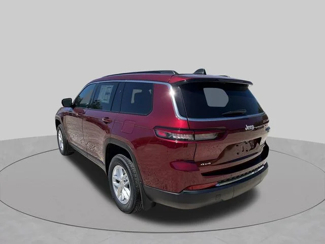 New 2026 Velvet Red Pearl-Coat Exterior Paint Jeep Laredo X image 6