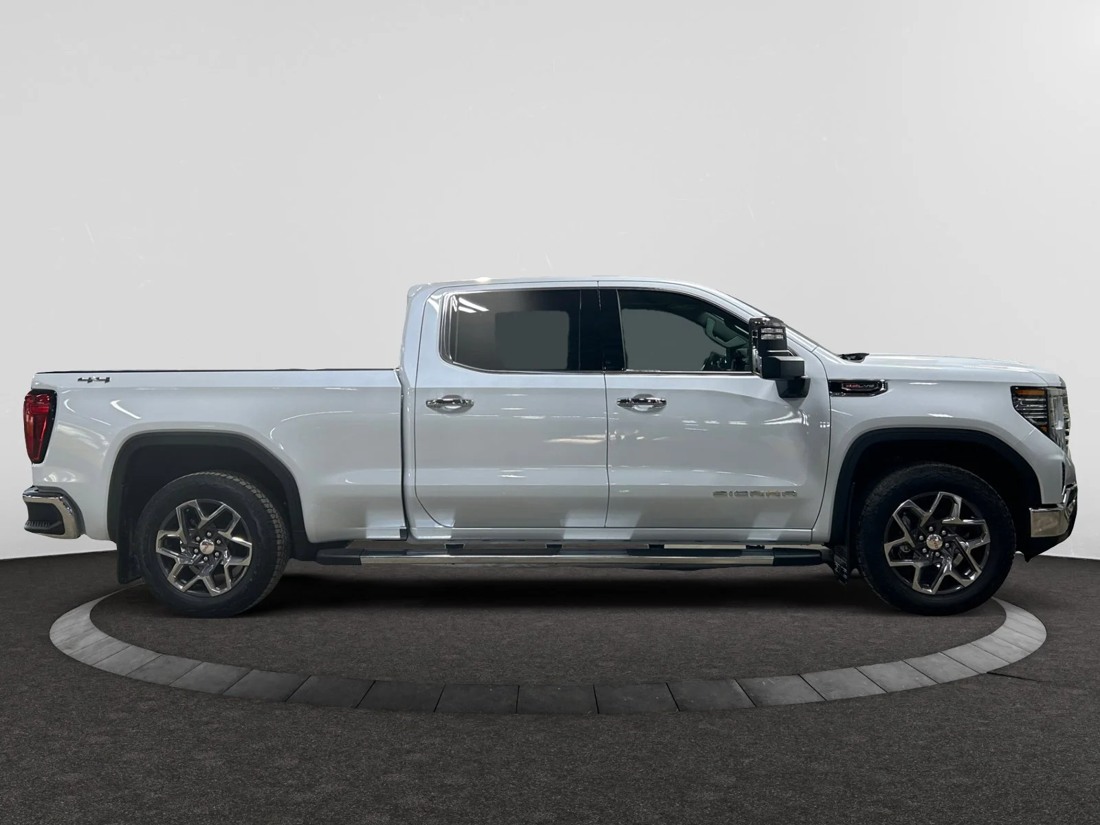 New 2026 Glacier White Tricoat GMC SLT image 6