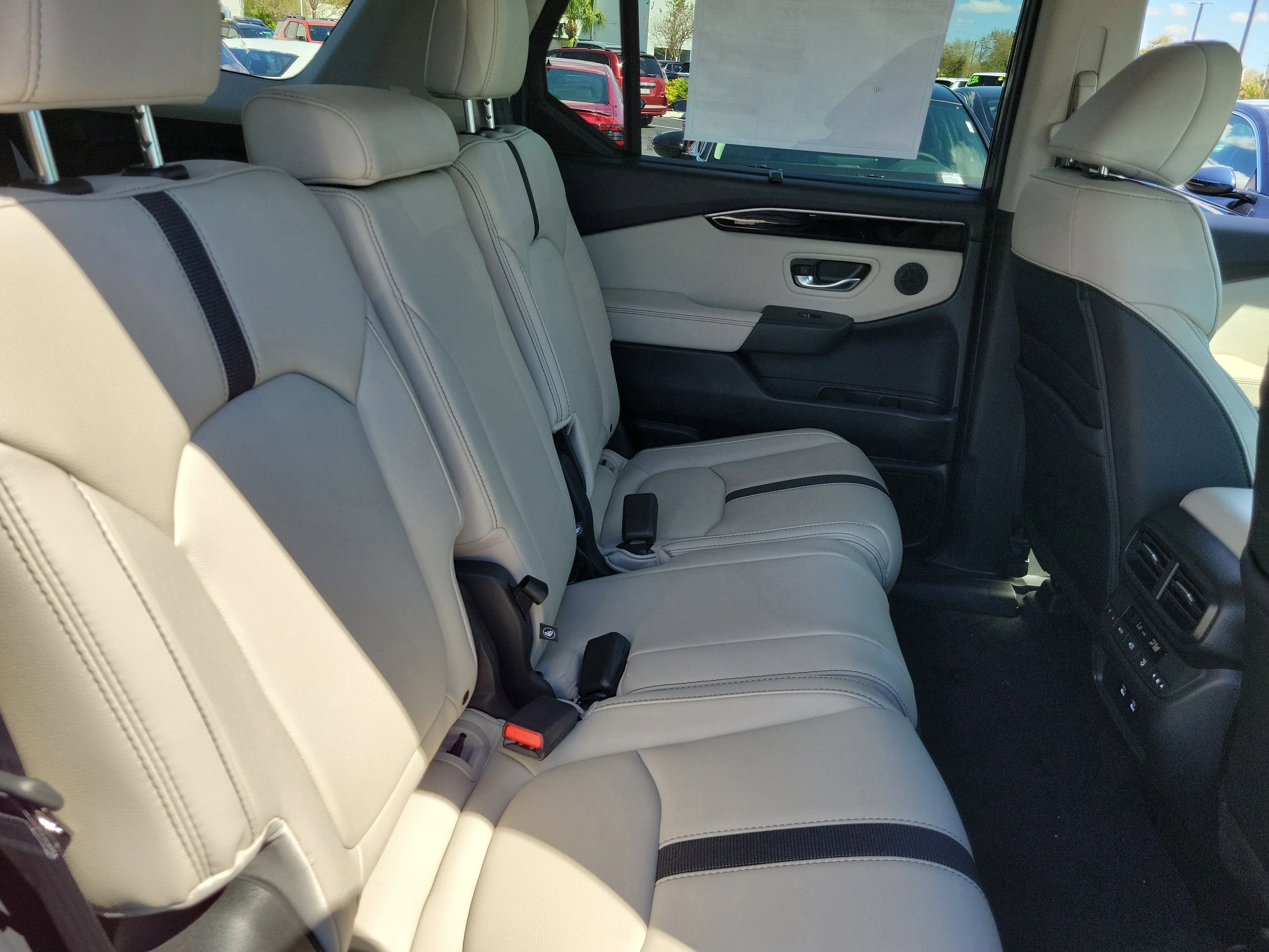 New 2026 Platinum White Pearl Honda EX-L image 14