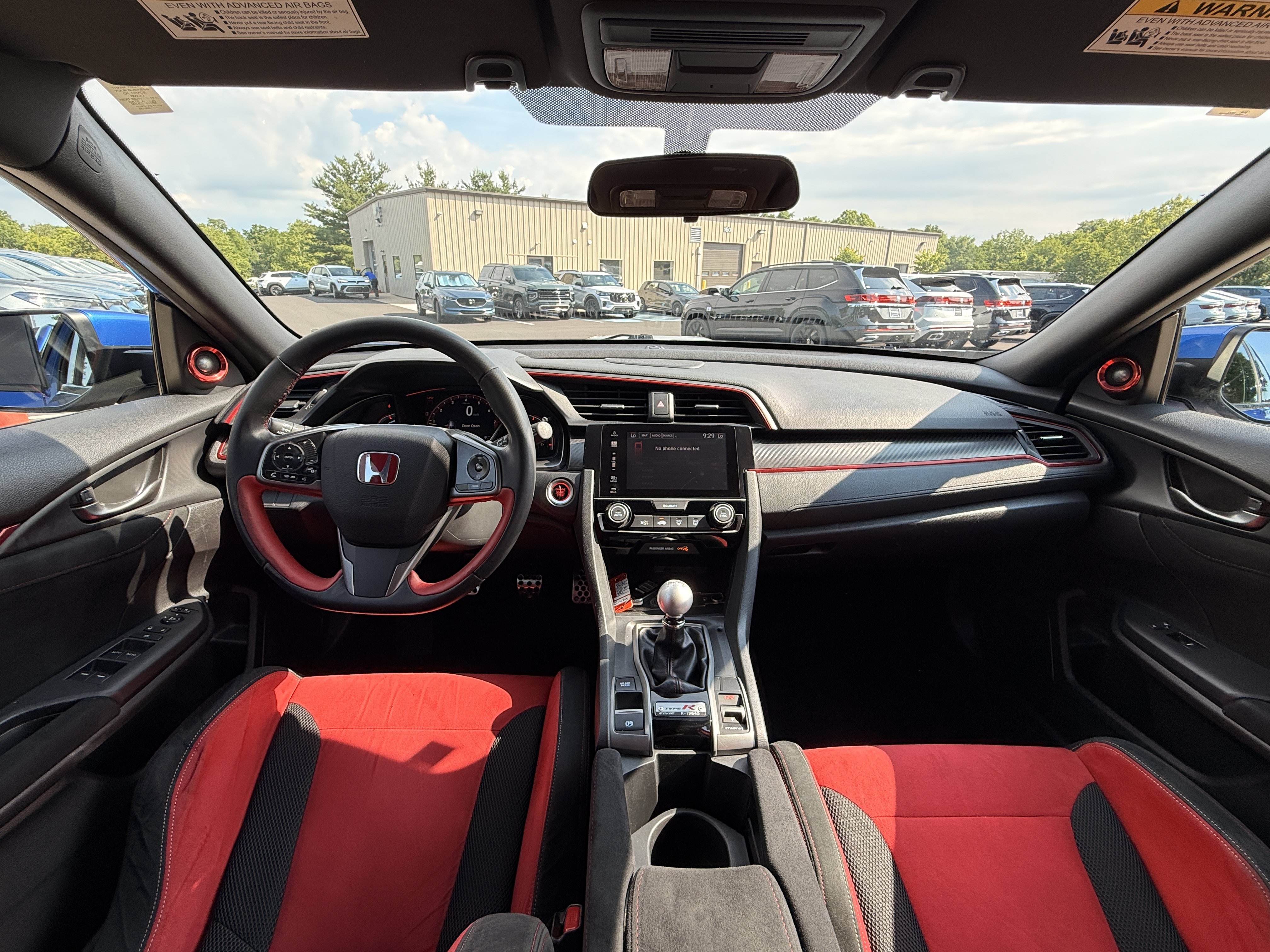 Used 2018 Blue Honda Touring image 3