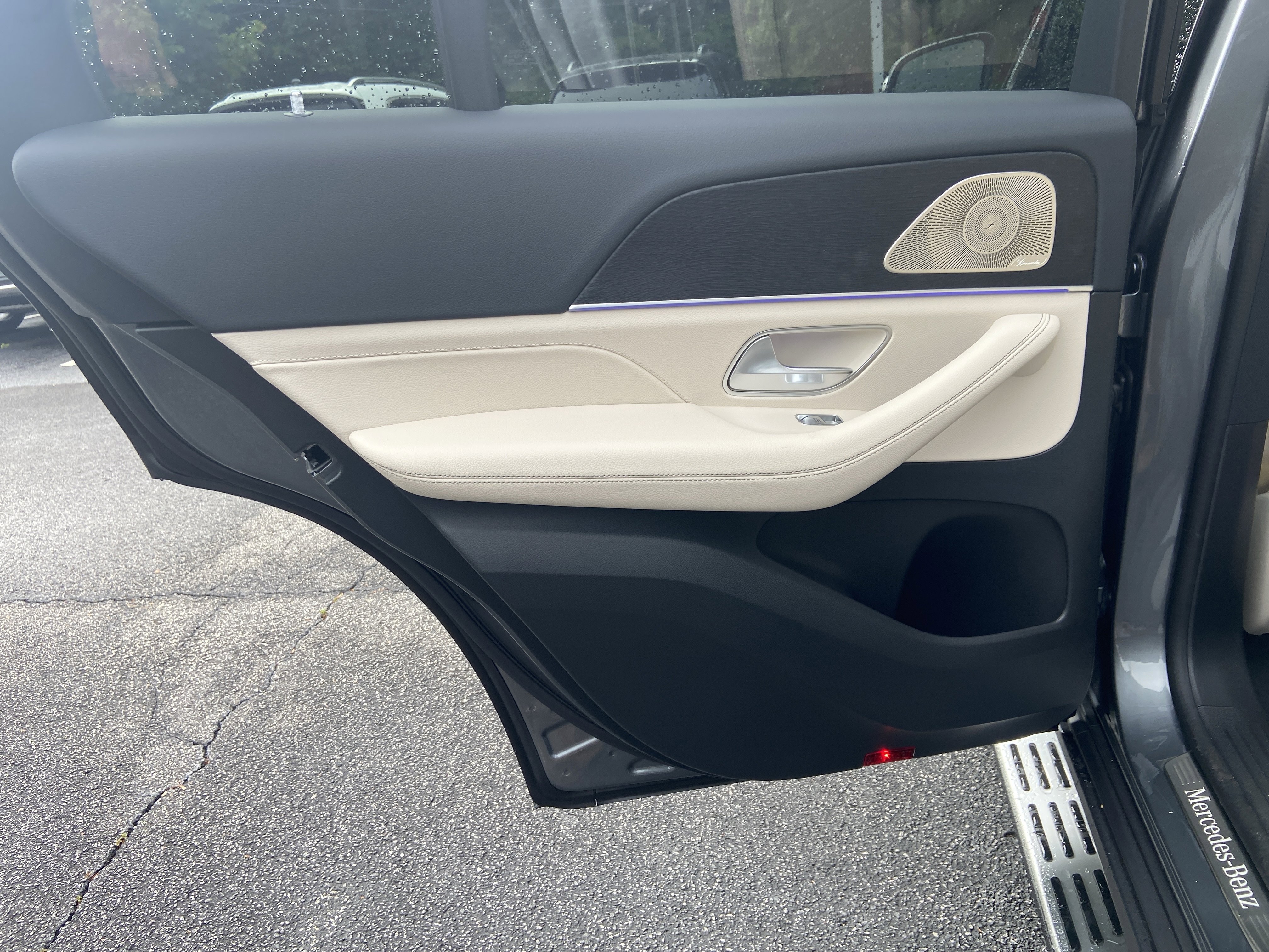 New 2026 Selenite Grey Metallic Mercedes-Benz GLE 450 4MATIC® SUV image 34