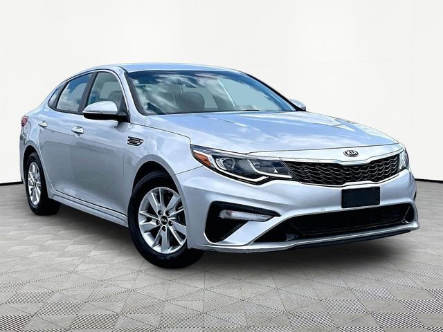 2019 Kia Optima LX AT's photo