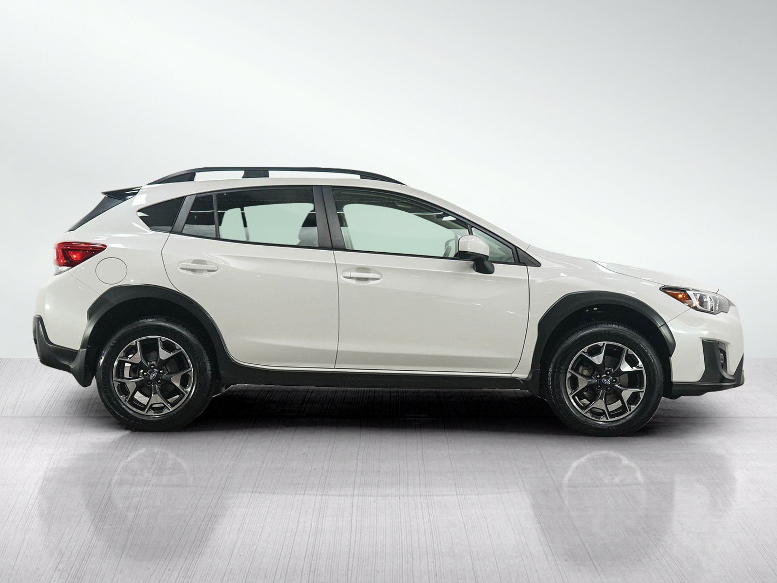 Used 2020 Crystal White Pearl Subaru Premium image 7