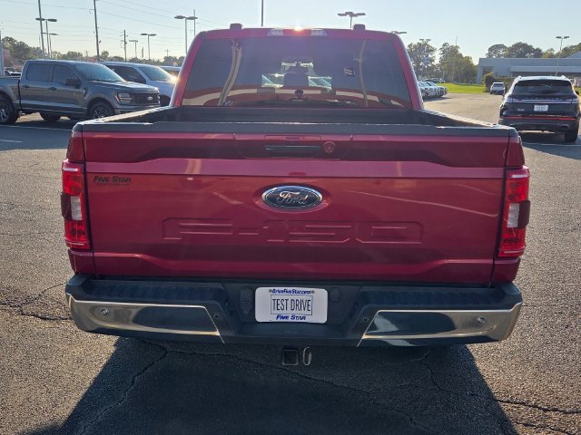 Used 2021 Red Ford XLT image 6
