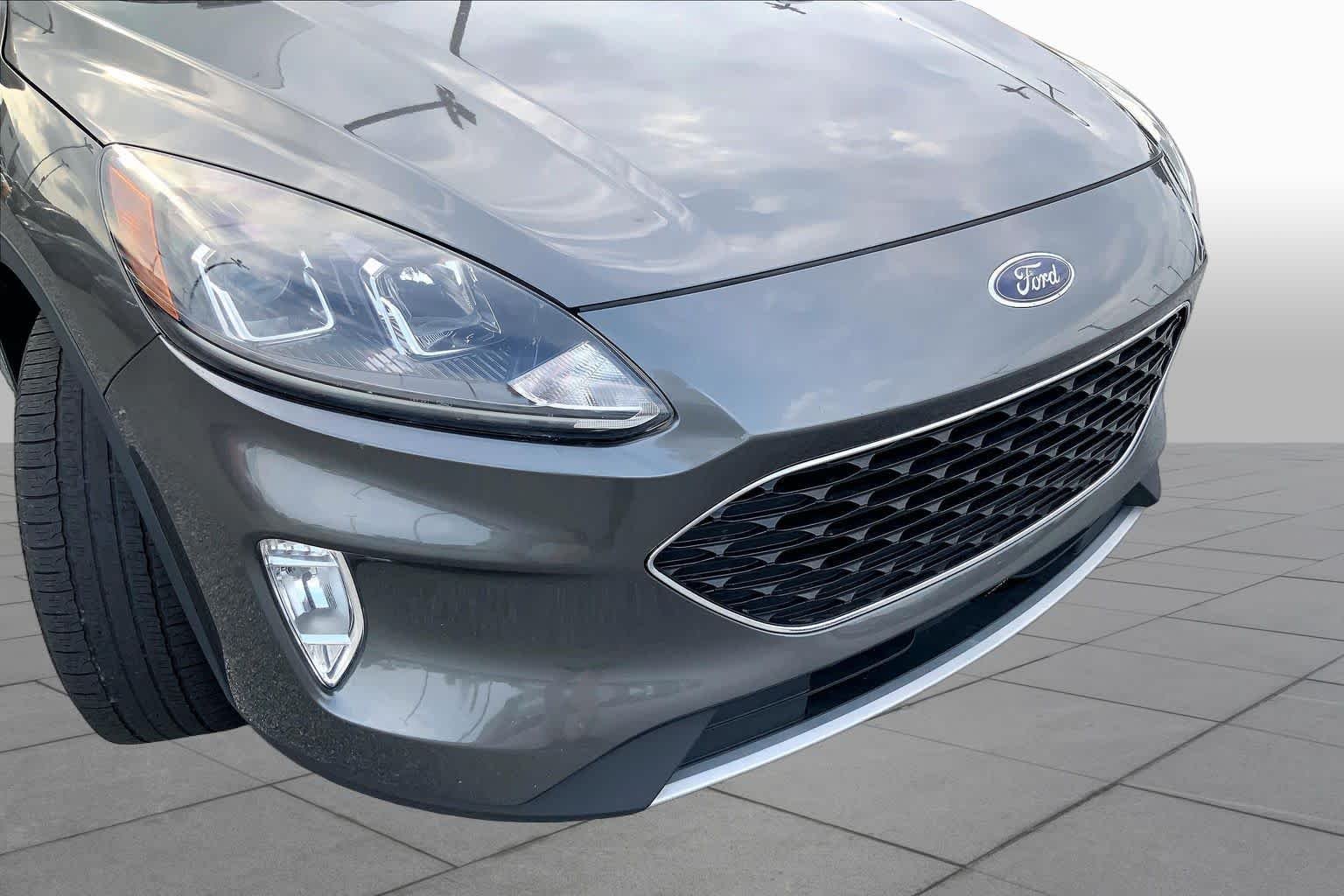 Used 2022 Carbonized Gray Metallic Ford SEL image 29
