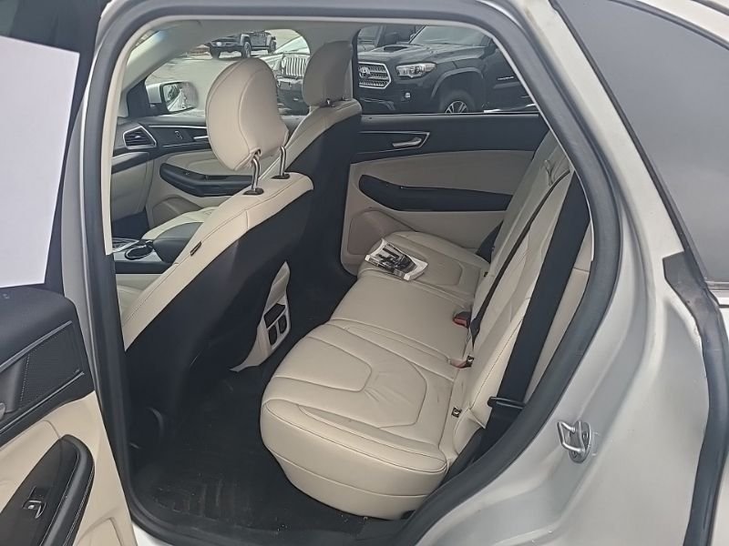 Used 2016 Silver Ford Titanium image 12