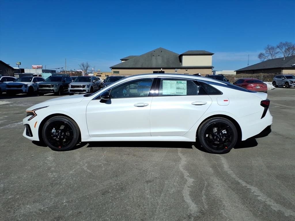 New 2026 Snow White Pearl Kia GT-Line FWD image 3