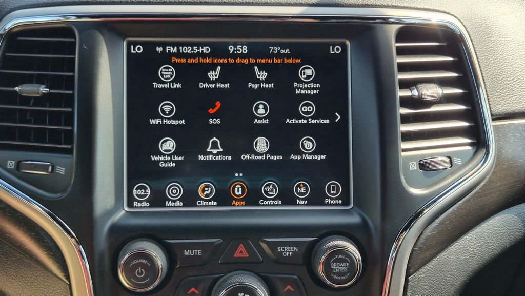 Certified Used 2018 Silver Jeep Altitude image 19