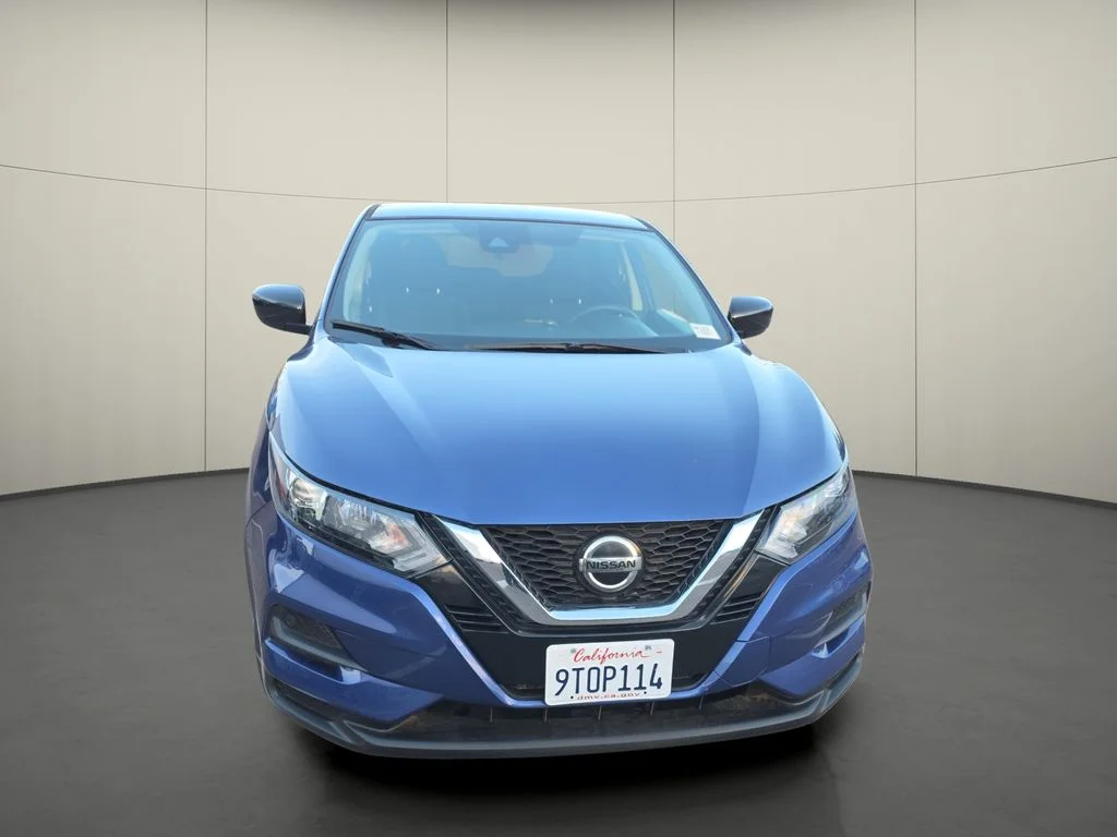 Used 2021 Blue Nissan S image 2