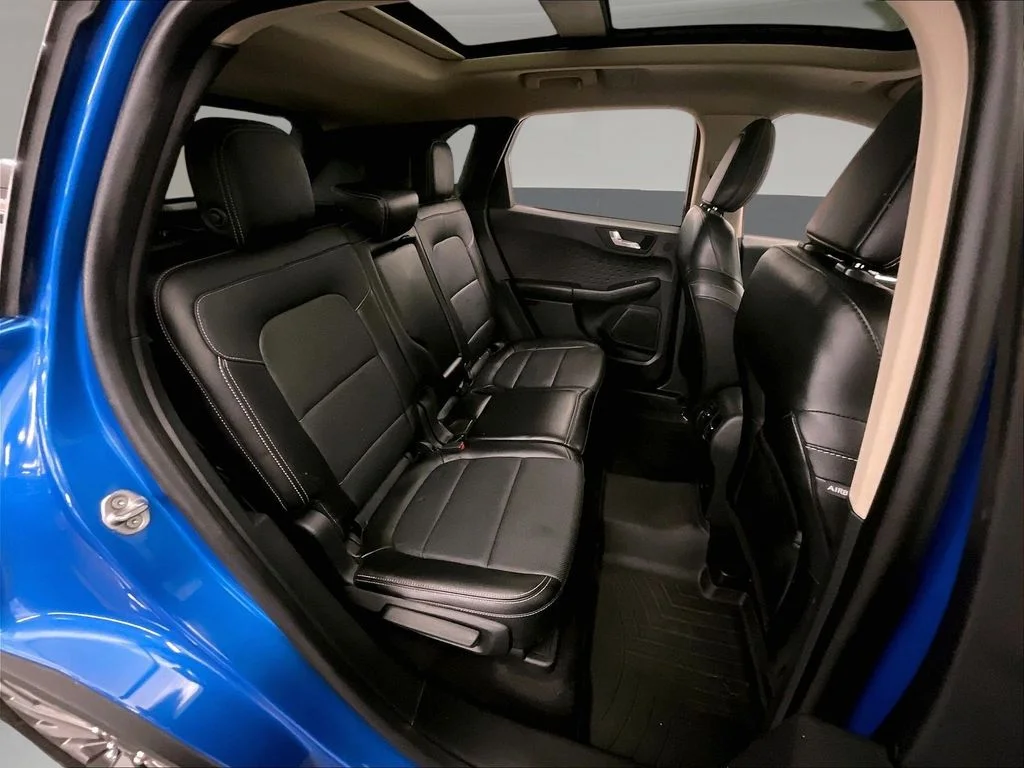Used 2020 Blue Ford Titanium image 32