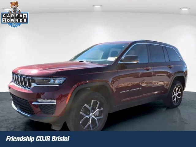 Used 2025 Red Jeep Limited image 1
