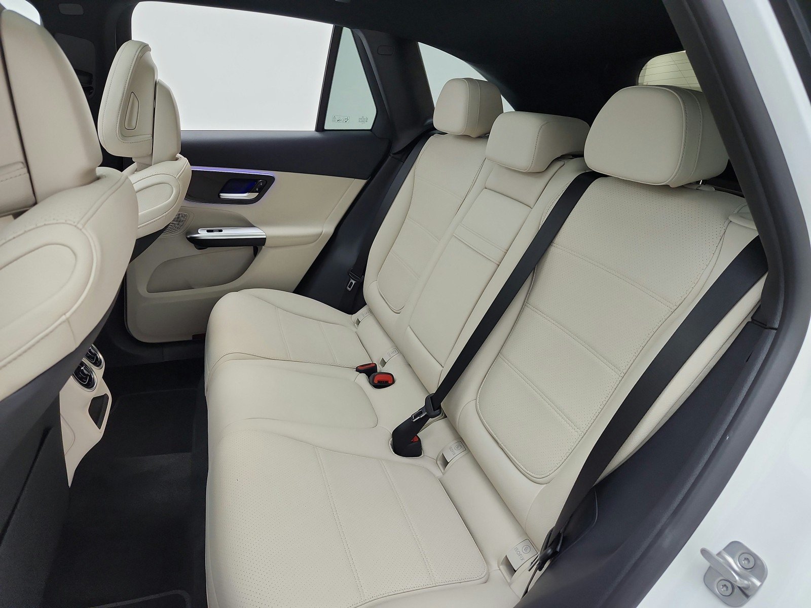 New 2026 Polar White Mercedes-Benz GLC 300 SUV image 11