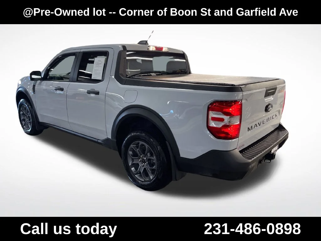 Used 2025 White Ford XLT image 3