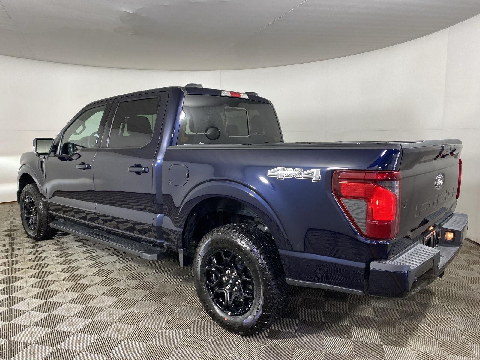 Used 2026 Antimatter Blue Metallic Ford XLT image 5