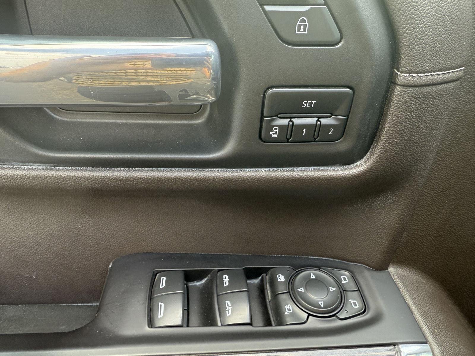 2021 Chevrolet Silverado 1500 LTZ - Photo 13