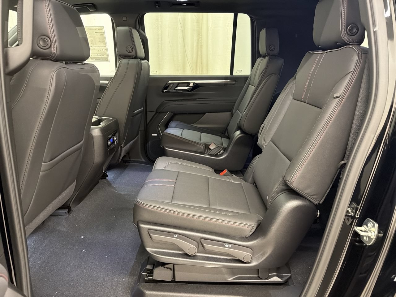 2027 Chevrolet Suburban RST - Photo 19