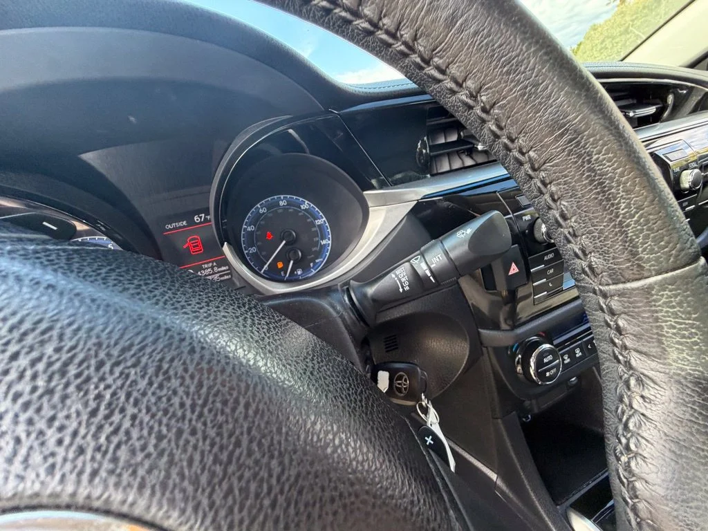 Used 2015 Black Toyota S Plus image 31