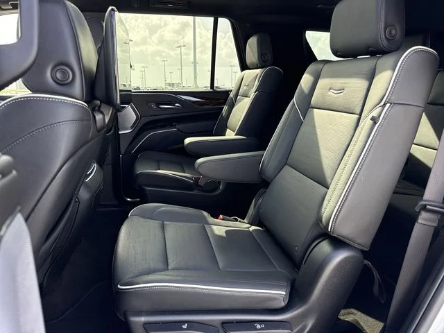 Used 2024 White Cadillac Premium Luxury image 23