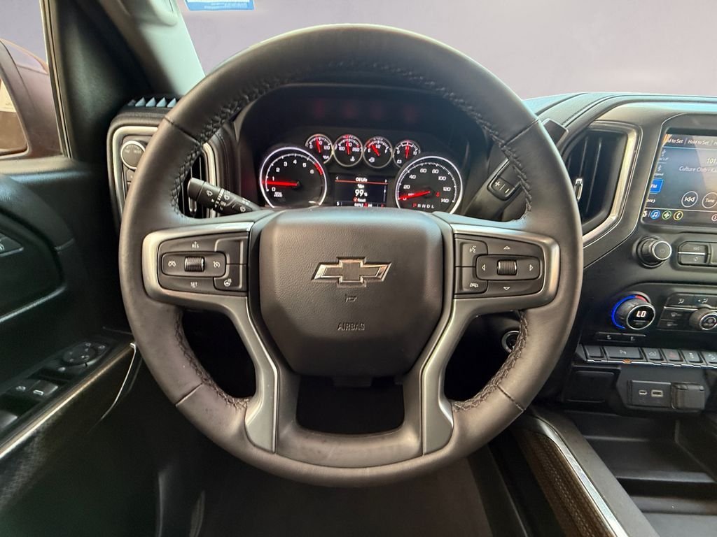 Used 2022 Red Chevrolet LT Trail Boss image 13