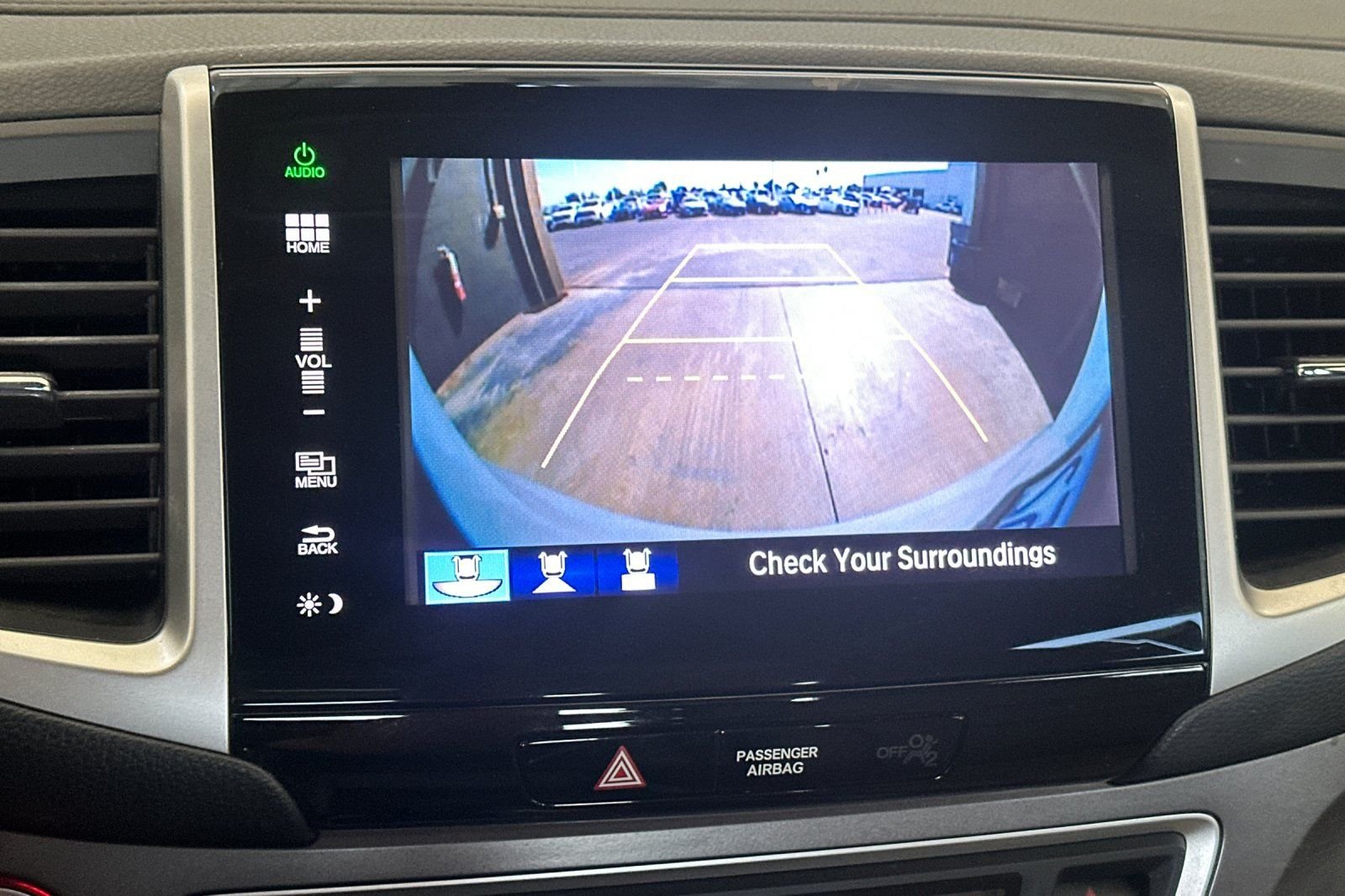 Used 2016 White Honda EX-L image 22
