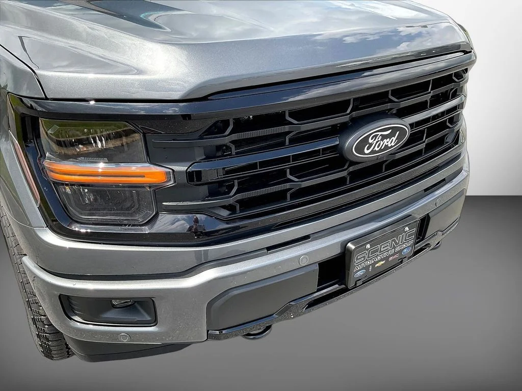 New 2026 Carbonized Gray Metallic Ford XLT image 35