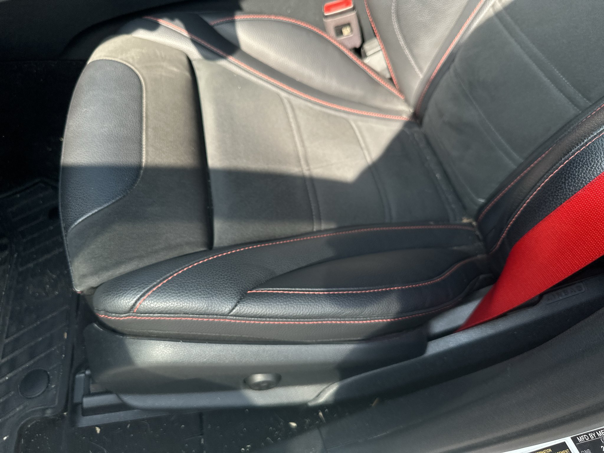 Used 2023 Polar White Mercedes-Benz 43 AMG® image 13