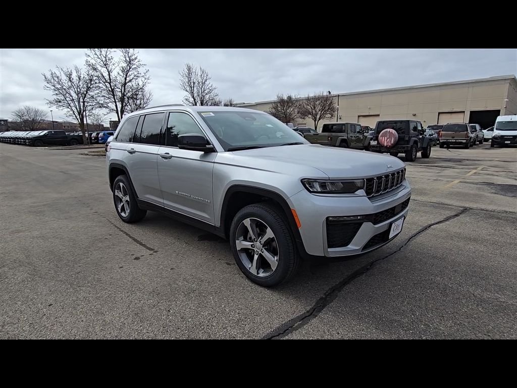 New 2026 Silver Zynith Jeep Limited image 3