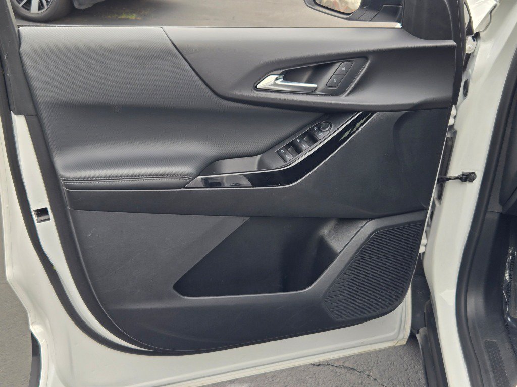 2025 Chevrolet Equinox LT - Photo 20