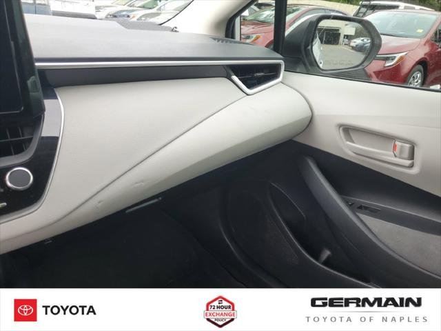 Certified Used 2025 WIND CHILL PEARL Toyota  image 35