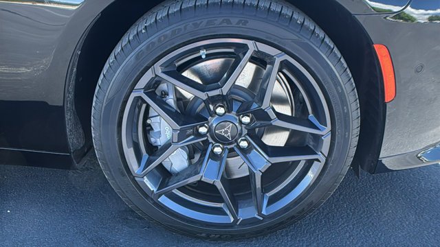 New 2026 Diamond Black Crystal Pearlcoat Dodge R/T image 10