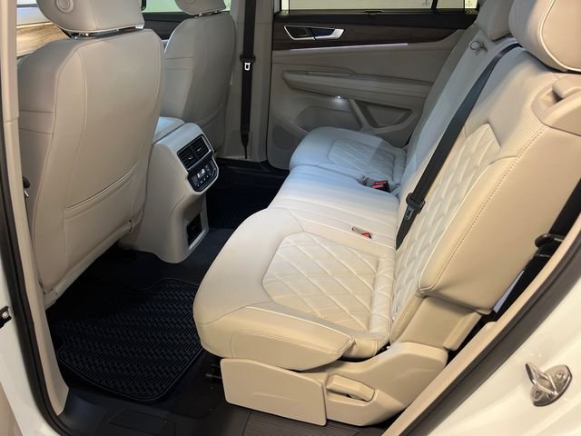 New 2026 White Volkswagen 2.0T SEL Premium R-Line image 7