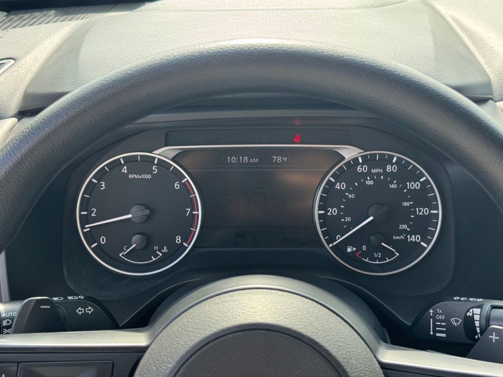 Used 2024 White Nissan S image 19