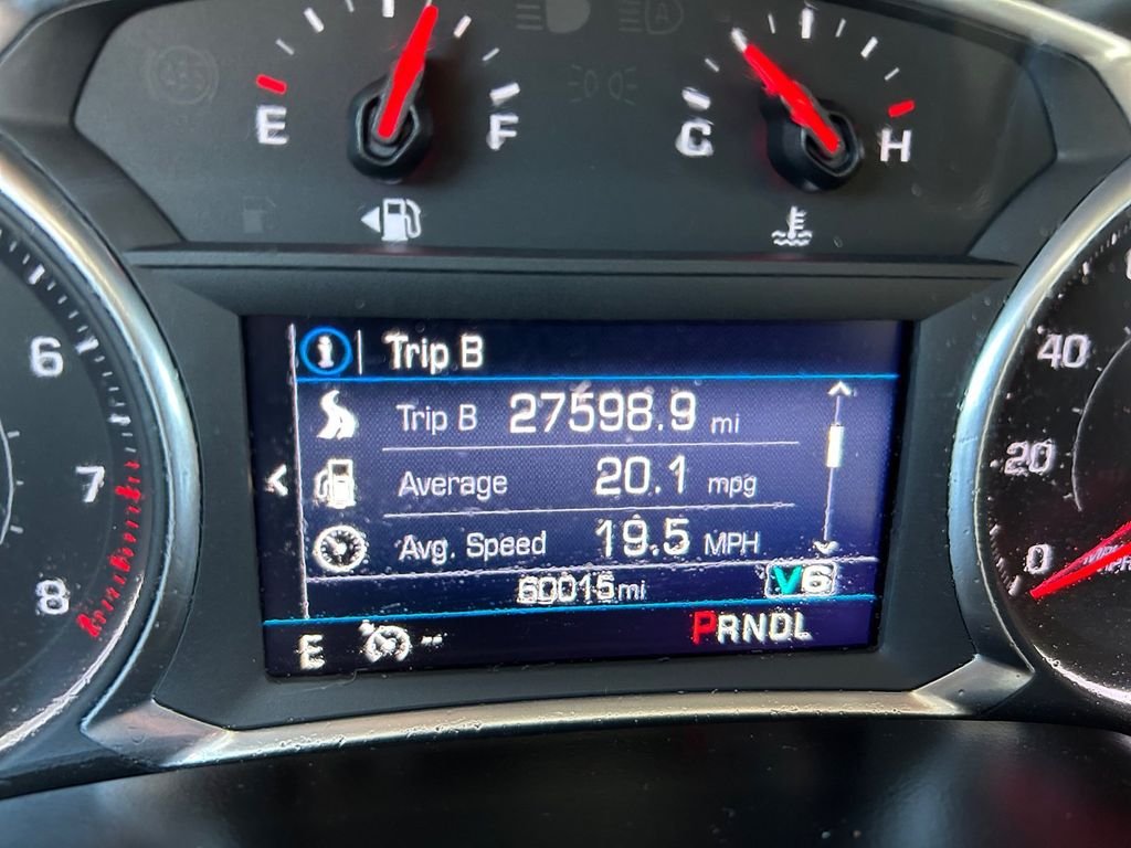 Used 2021 White Chevrolet LT image 10
