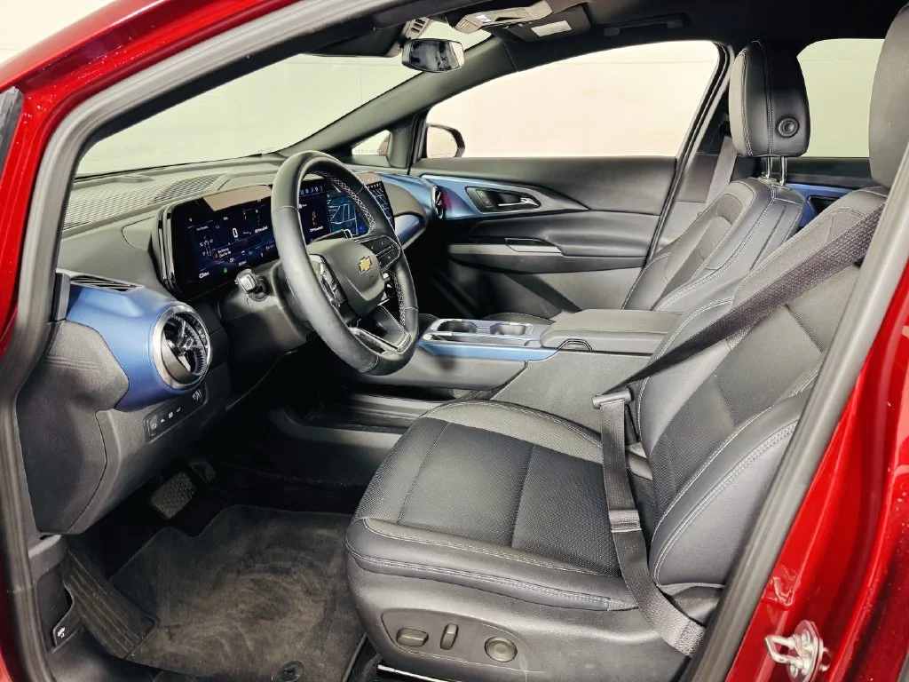 Used 2024 Red Chevrolet LT image 6