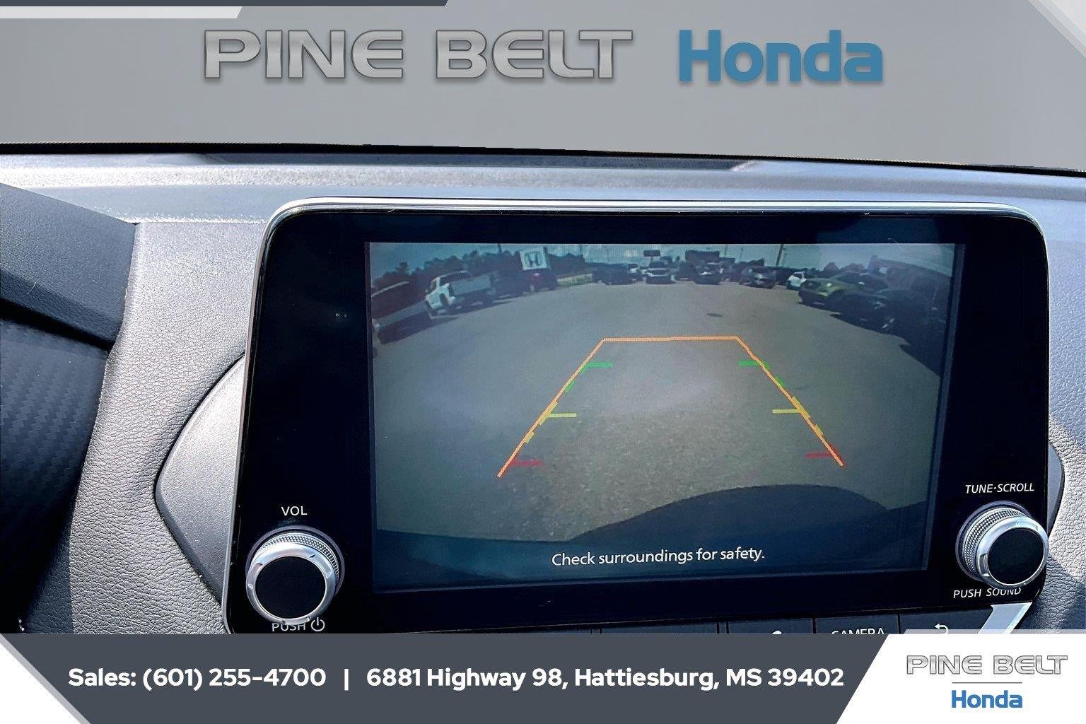 Used 2025 Gun Metallic Nissan SV image 15