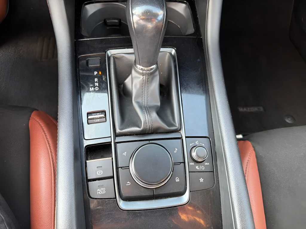 2024 Mazda Mazda3 Carbon Turbo - Photo 24