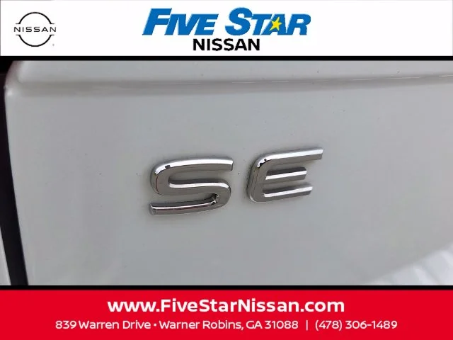 Used 2024 White Volkswagen 2.0T SE R-Line Black image 11