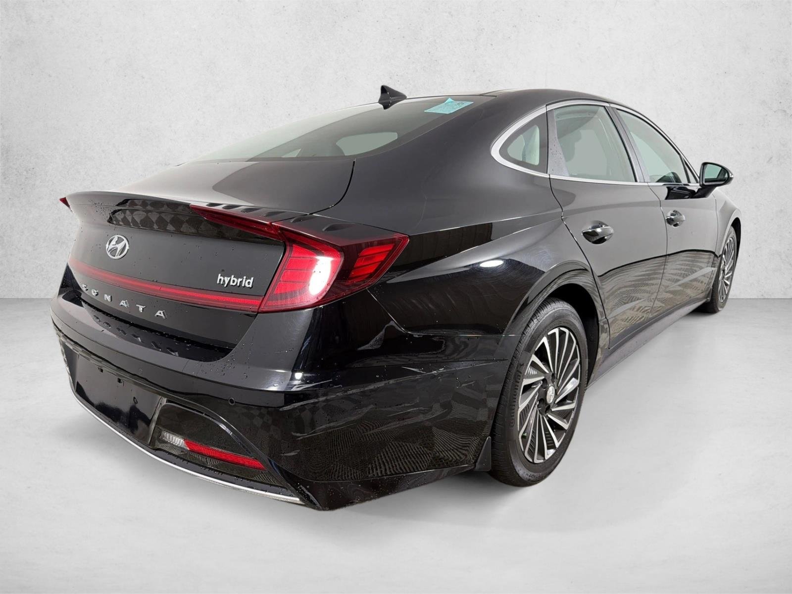 Used 2023 Onyx Black Hyundai Limited image 5