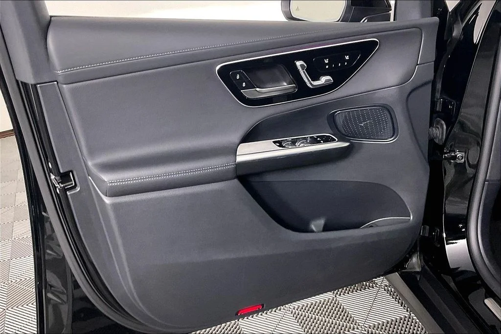 Certified Used 2025 Black Mercedes-Benz GLC 350e image 15